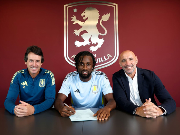 Bahagianya Evann Guessand Usai Resmi Jadi Pemain Aston Villa